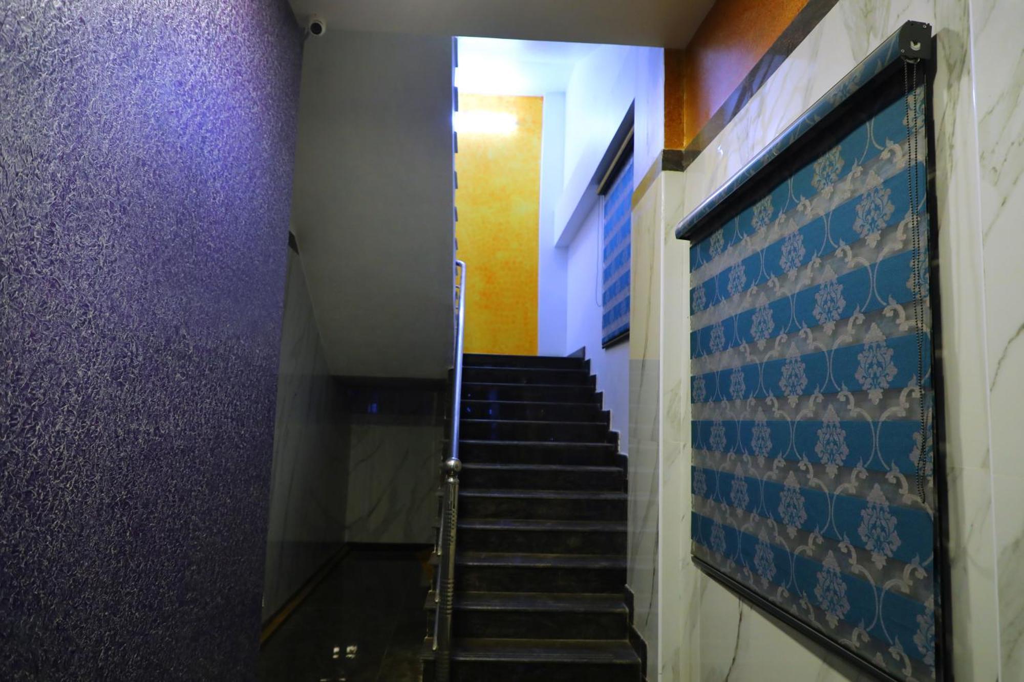 ホテル Jp Residency イェーラギリ エクステリア 写真